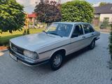 Audi 100 - Audi 100: Weiß