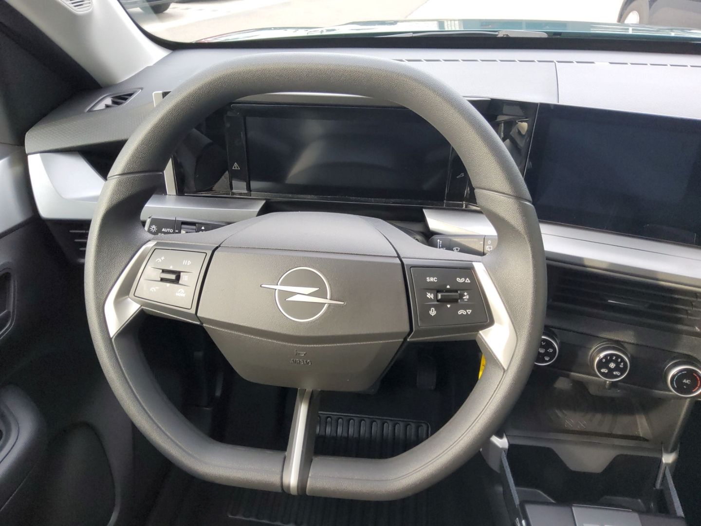 Fahrzeugabbildung Opel Frontera Edition, Tech-Paket, LED, Rückfahrkamer