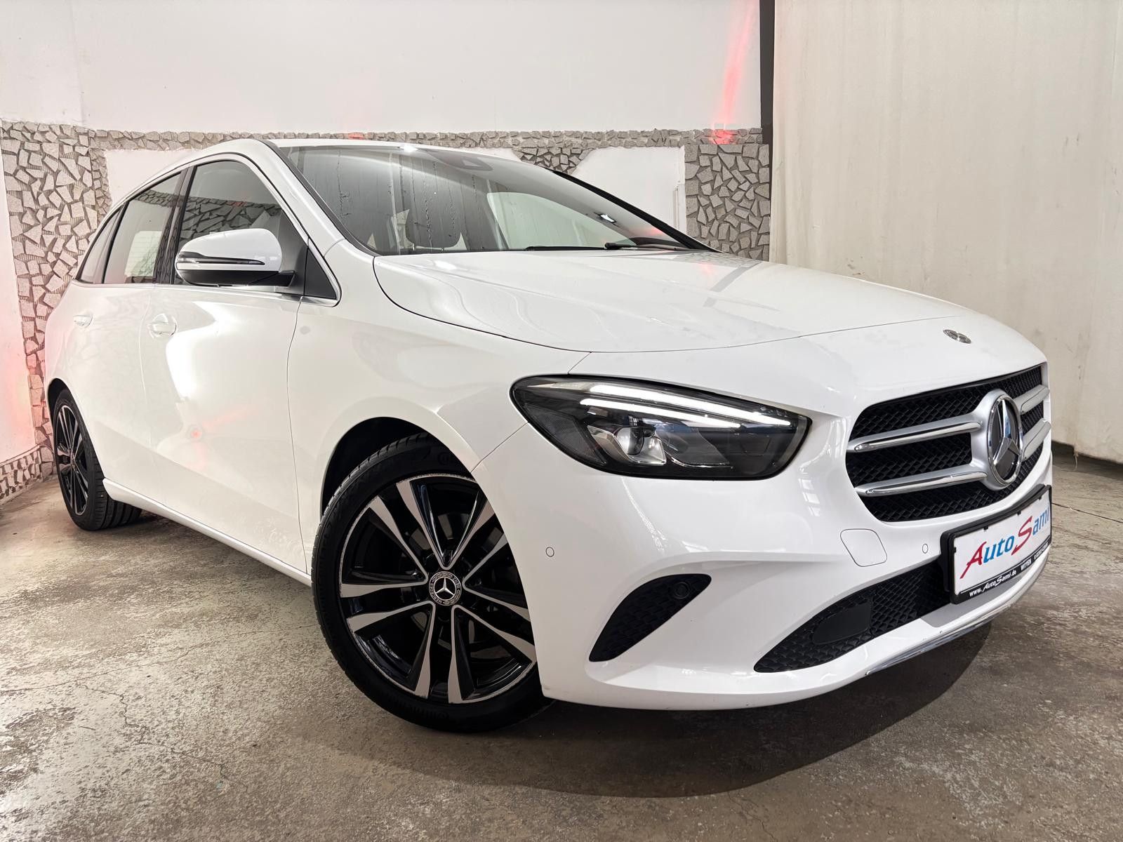 Mercedes B 180 - 1