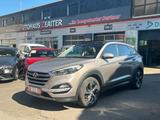 Hyundai Tucson Premium 4WD*Voll*Allrad*Pano* - gebrauchte Hyundai TUCSON aus dem Jahr 2015