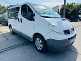 Renault Trafic 2.0, Klima,9Sitze,Tüv Neu, AHK, Euro5 - Renault Trafic mit Diesel-Antrieb: Kleinbus, 2.5
