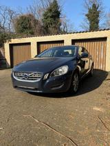 Volvo S60 D2  1.6 Drive - gebrauchte Volvo S60 aus dem Jahr 2012