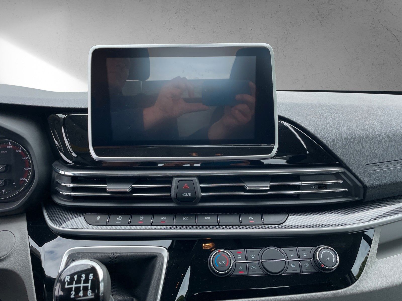 Maxus Deliver 9 - Bild 6