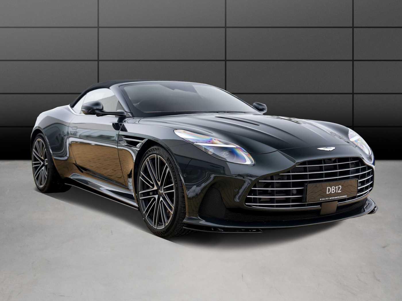 Aston Martin DB12 Volante