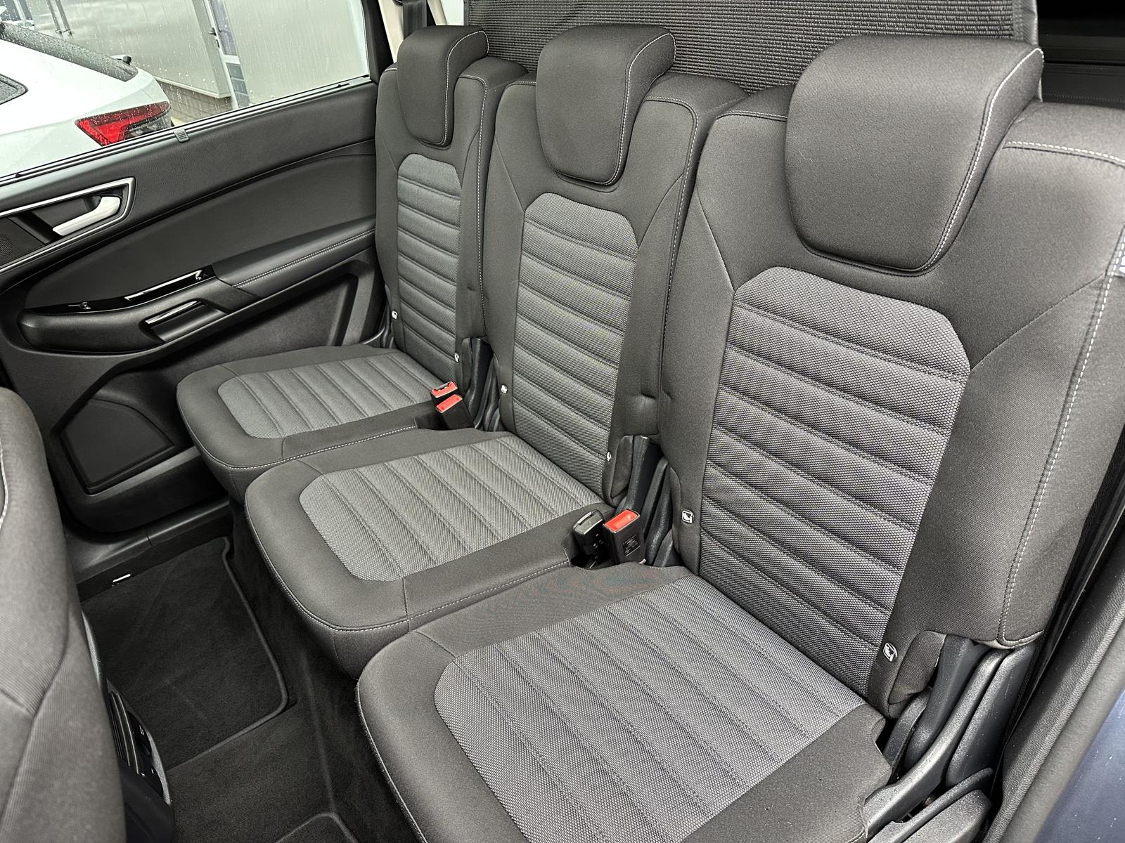 Ford Galaxy 2.0 EB Aut. Titanium NAV+LED+PANORAMA+AHK