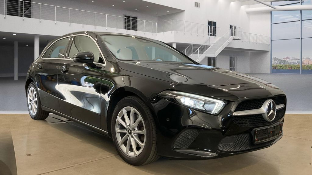 Image of Mercedes-Benz A 220