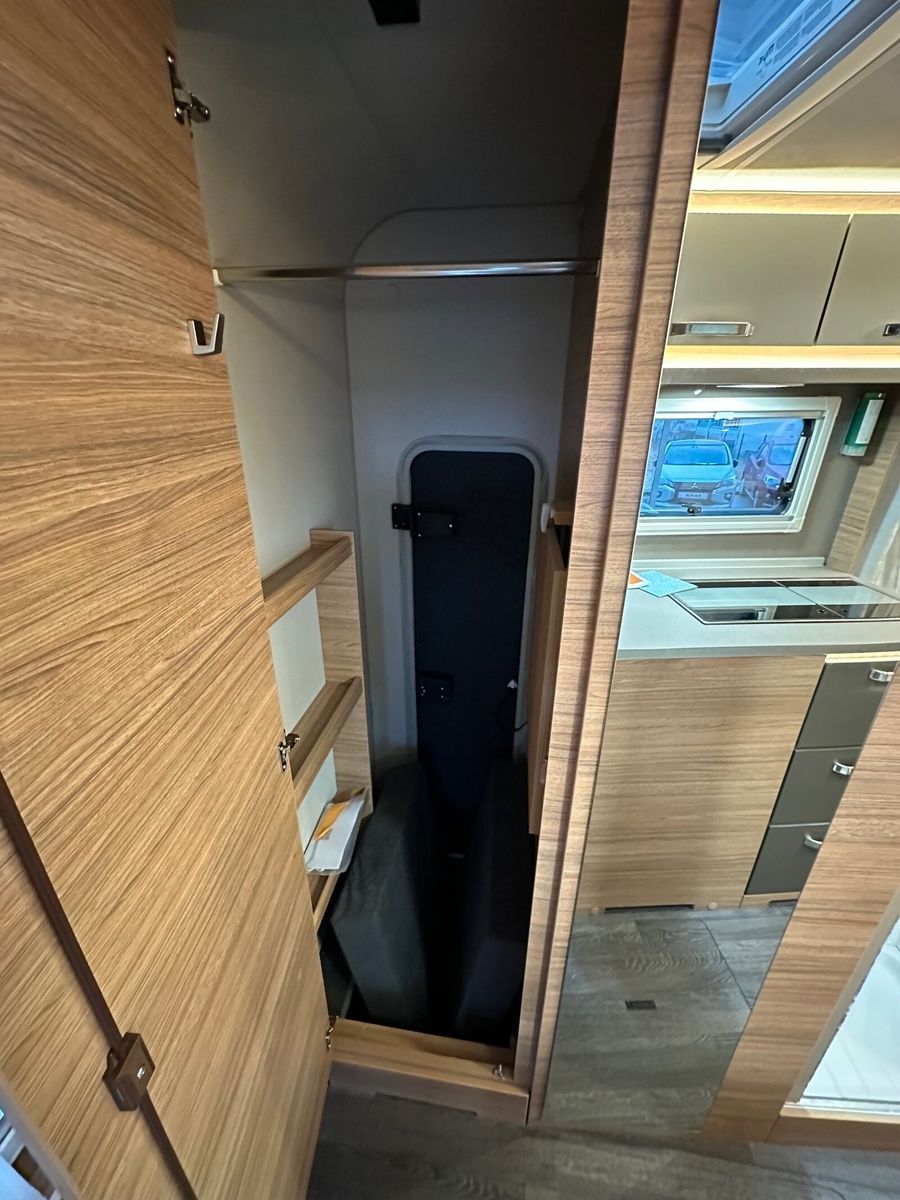 Fahrzeugabbildung Weinsberg X-Cursion Van EDITION PEPPER 500 LT R2-4
