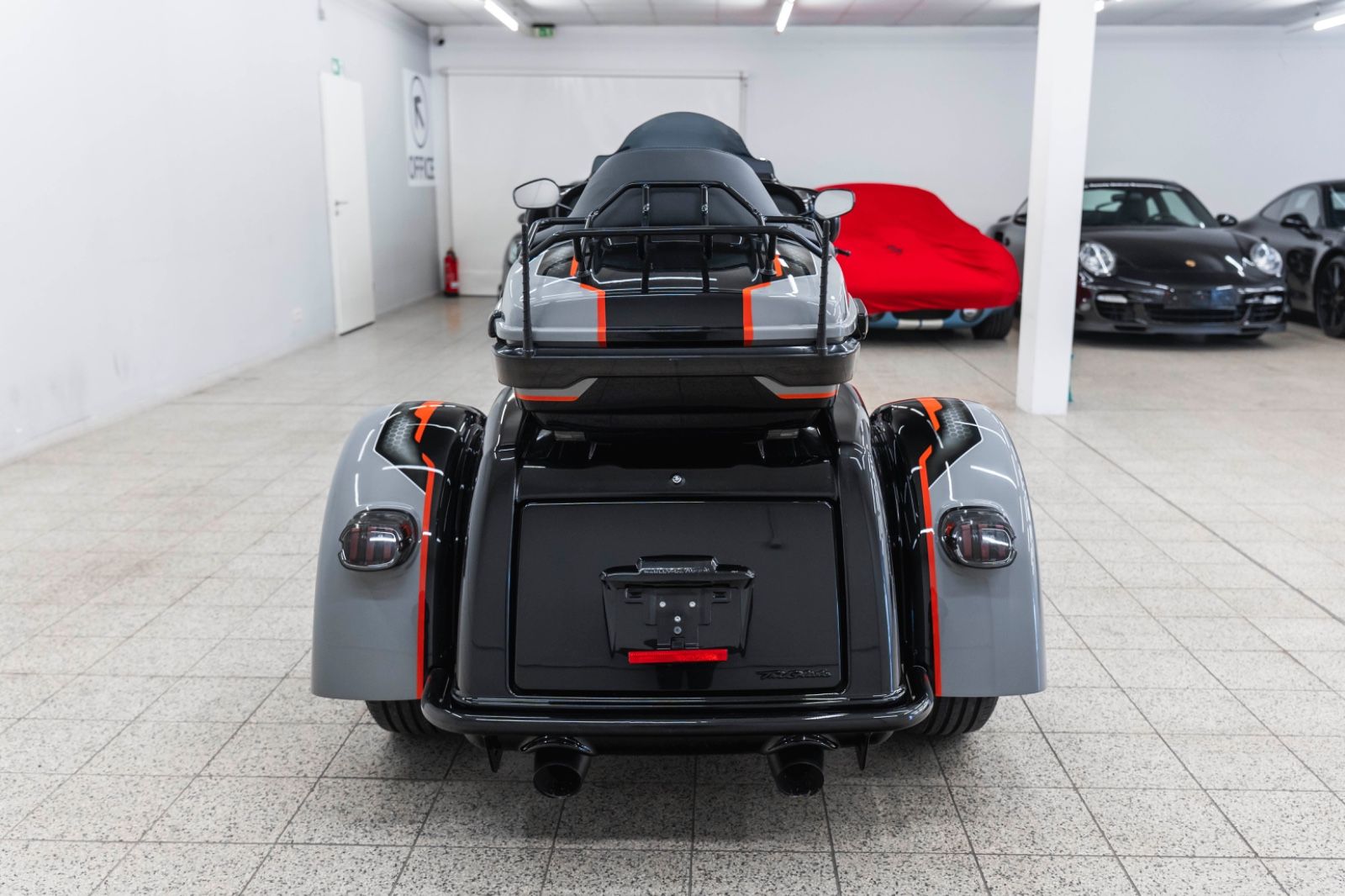 Fahrzeugabbildung Harley-Davidson FLHTCUTG TRI GLIDE ULTRA