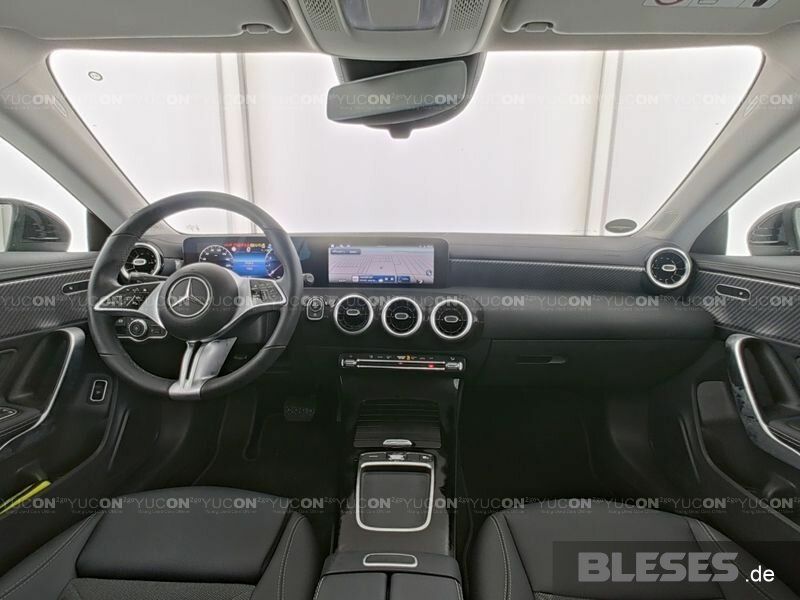 MERCEDES-BENZ CLA 180 – Bild 8