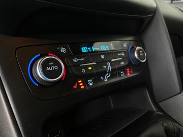Ford Focus - 12
