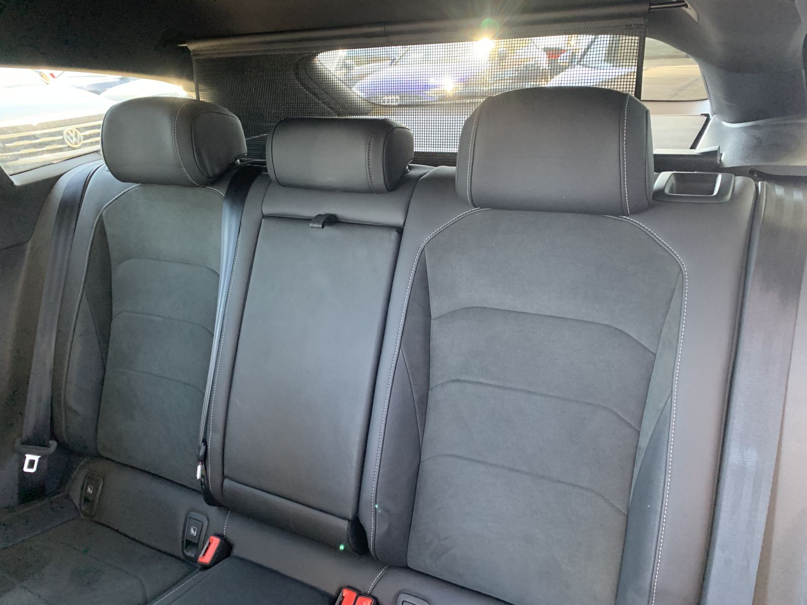 Fahrzeugabbildung Volkswagen Arteon Shooting Brake 2.0 TDI*R-Line*AHK*Cam*