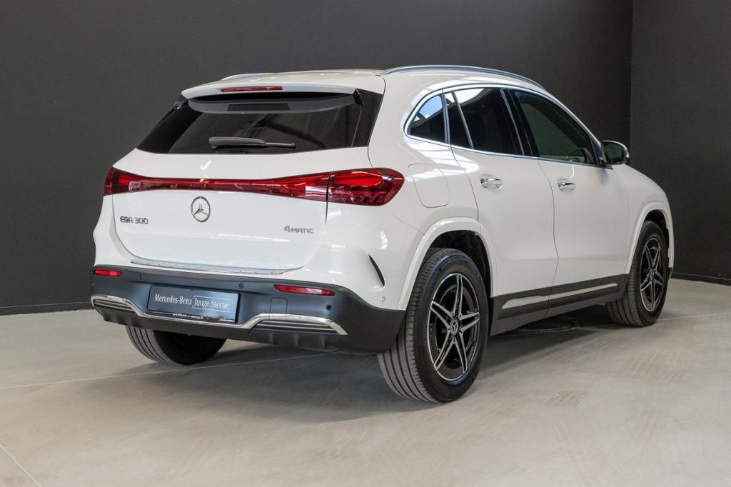 Mercedes-Benz EQA 300 4M AMG Pano LED Kam Totwinkel KeyGo foto 3