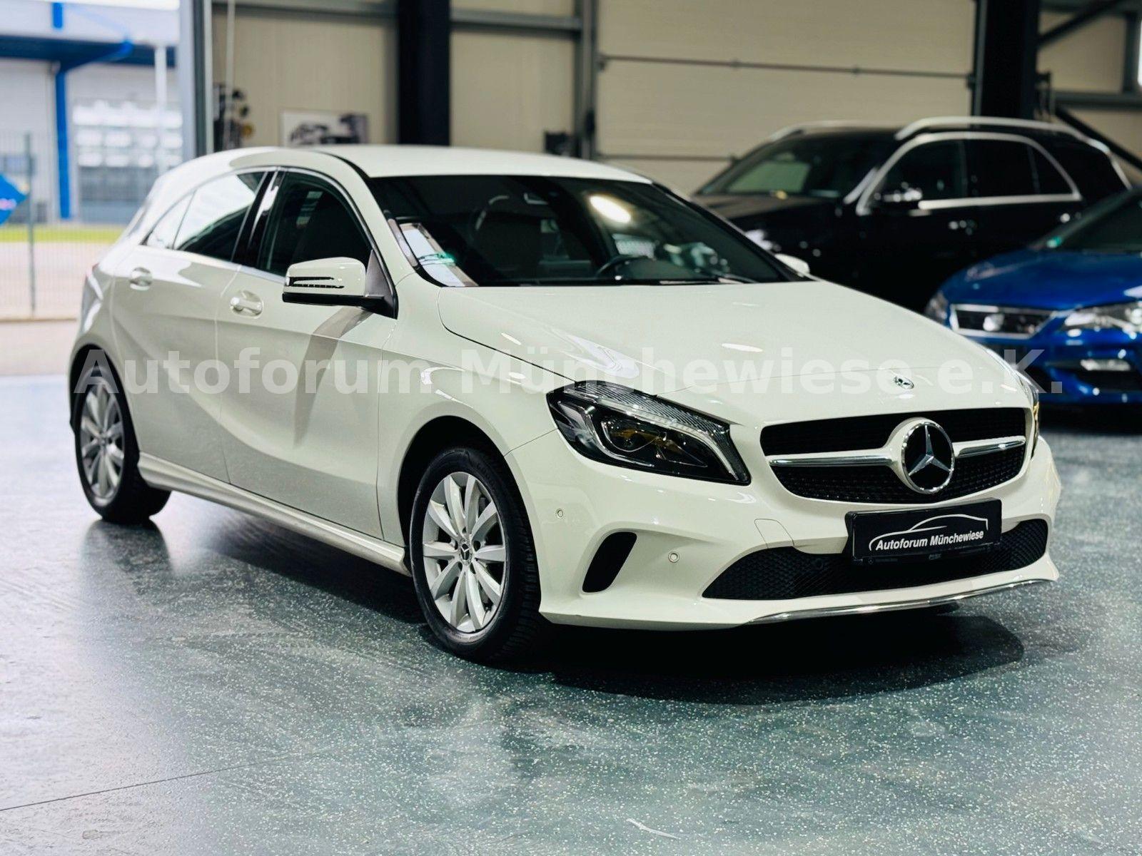 Mercedes-Benz A 180 BE *AUTOMATIK*COMAND*AMBIENTE*AHK*PDC*LED*