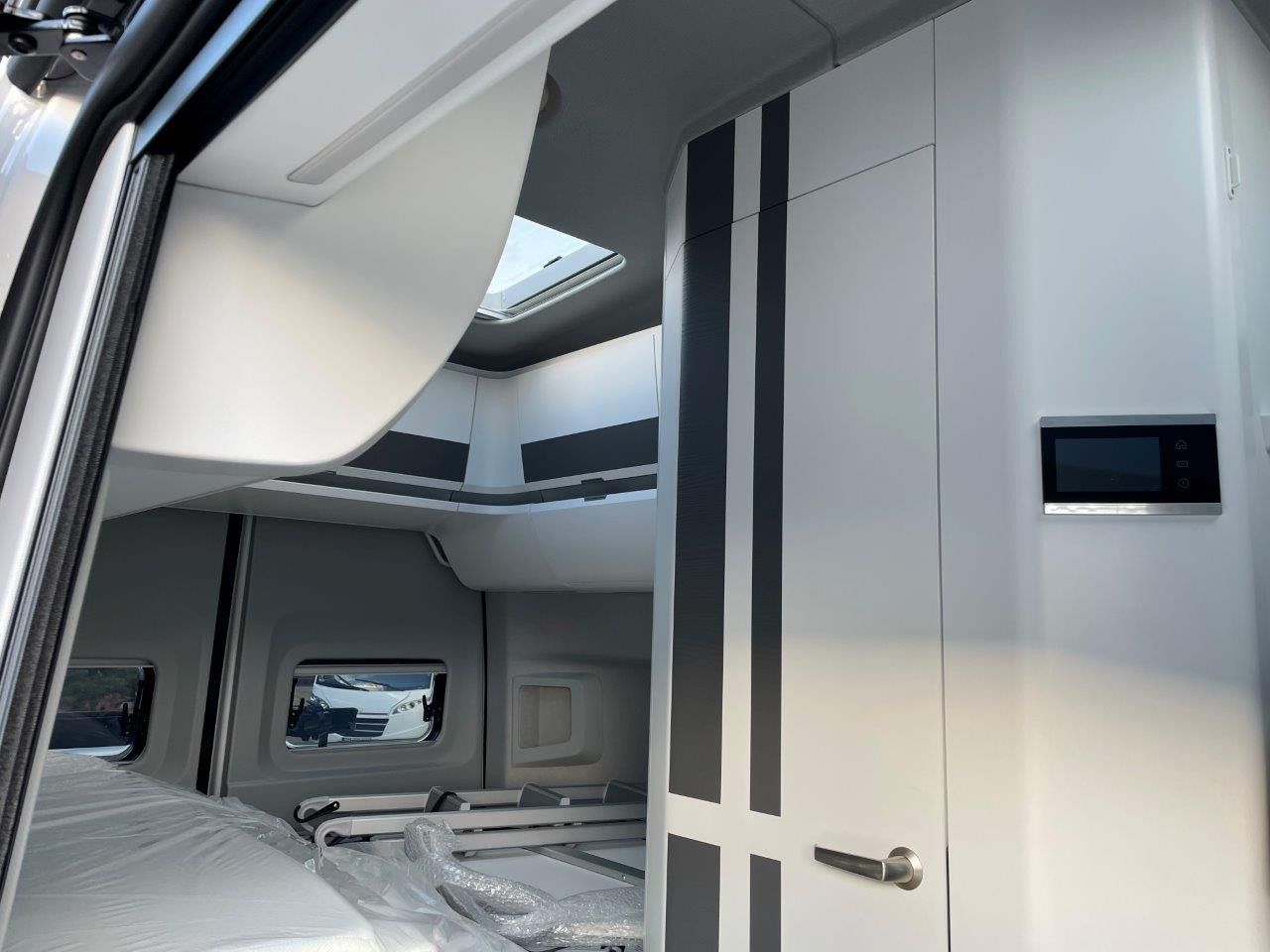 Fahrzeugabbildung Volkswagen Grand California 600*LED* Markise*Radträg. uvm