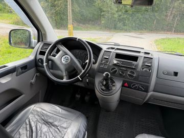 Volkswagen T5 Transporter - 12