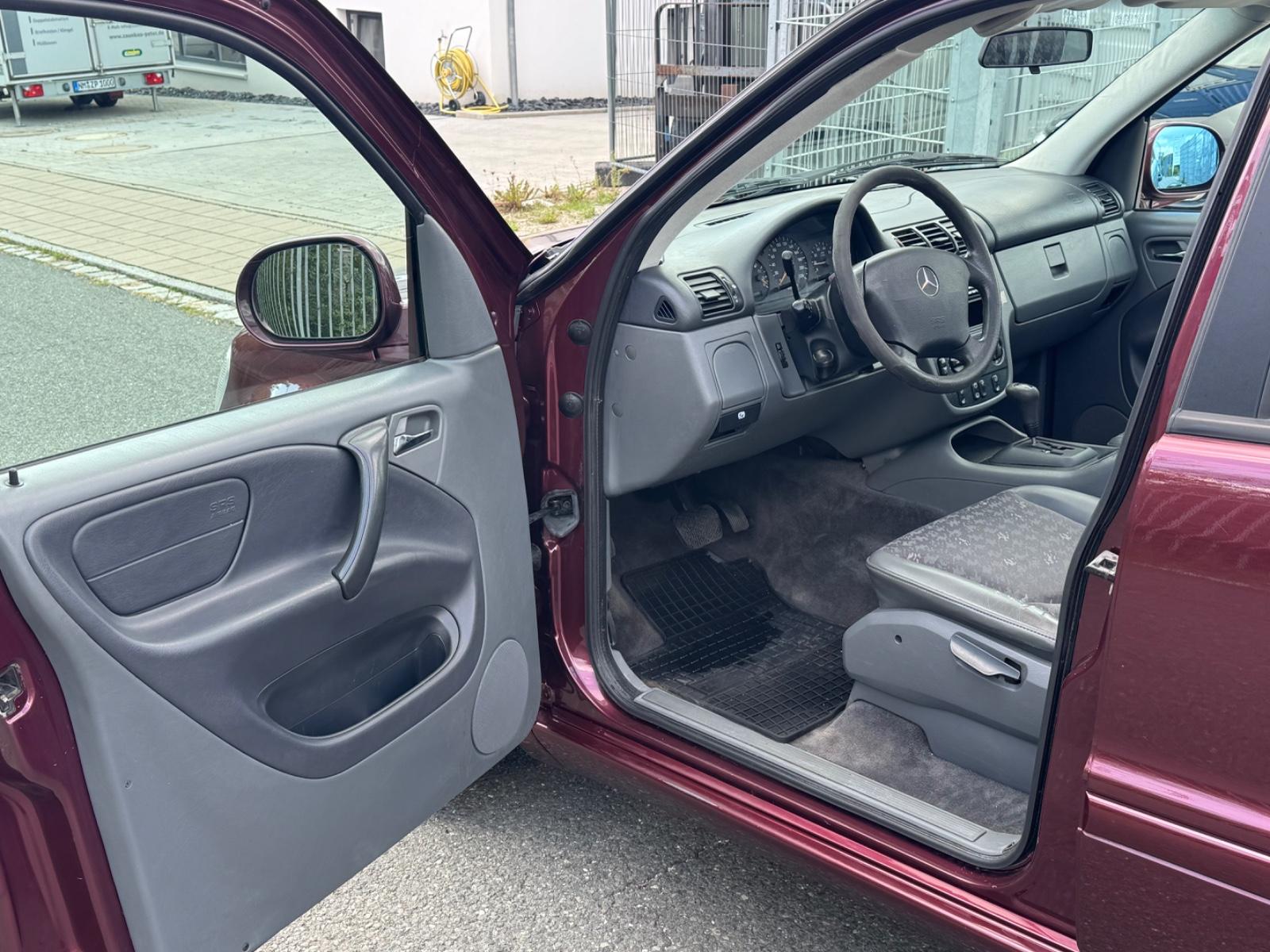Mercedes-Benz ML 320 160 KW Panorama Klima Pano AHK