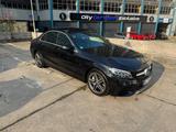 Mercedes-Benz C 300 de Autom. - - Hybrid (Diesel/Elektro): Schwarz, Standheizung