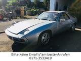 Porsche 928 * Auslieferung # Stuttgart * - silberne Porsche 928