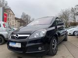 Opel Zafira B Sport*2.HAND*PANORAMA*SITZH.*TEMPOMAT - Opel Zafira Sport mit Benzin-Antrieb