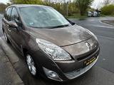 Renault Scenic Luxe 2.0 16V 140 CVT - Renault Scenic in Leverkusen