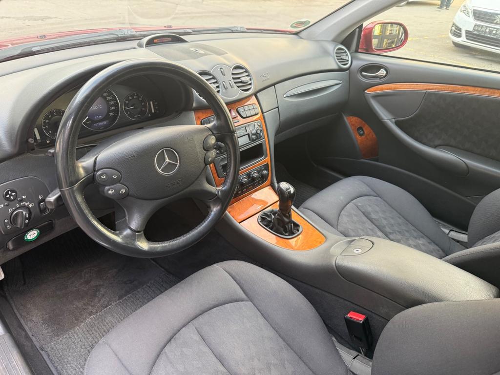 Mercedes-Benz CLK 240