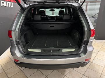 Jeep Grand Cherokee - 10