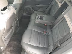 C5 X Hybrid Shine Pack 225 e-EAT8#TopAusstattung C5 X Hybrid Shine Pack 225 e-EAT8#TopAusstattung