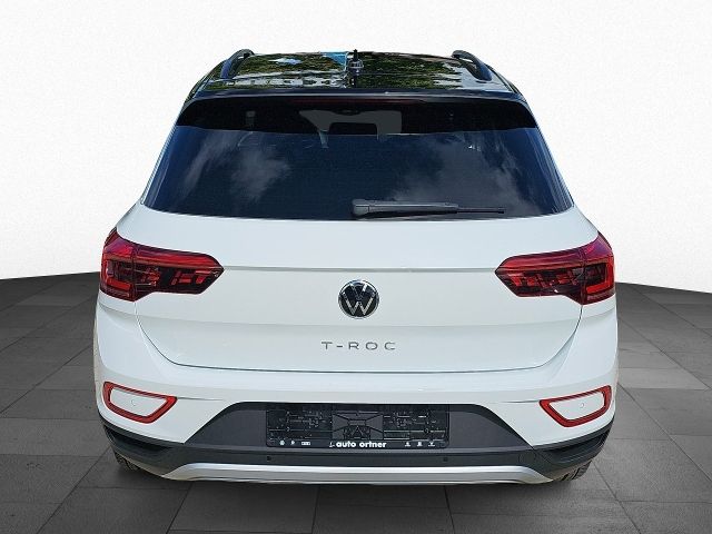 Fahrzeugabbildung Volkswagen T-Roc MOVE 1,5 TSI DSG BEATS AHK STHZG KAMERA NA