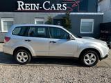 Subaru Forester Active 2.0/AHK/KLIMA/SHZ/MFL/TEMPOMAT/ - gebrauchte Subaru Forester aus dem Jahr 2009