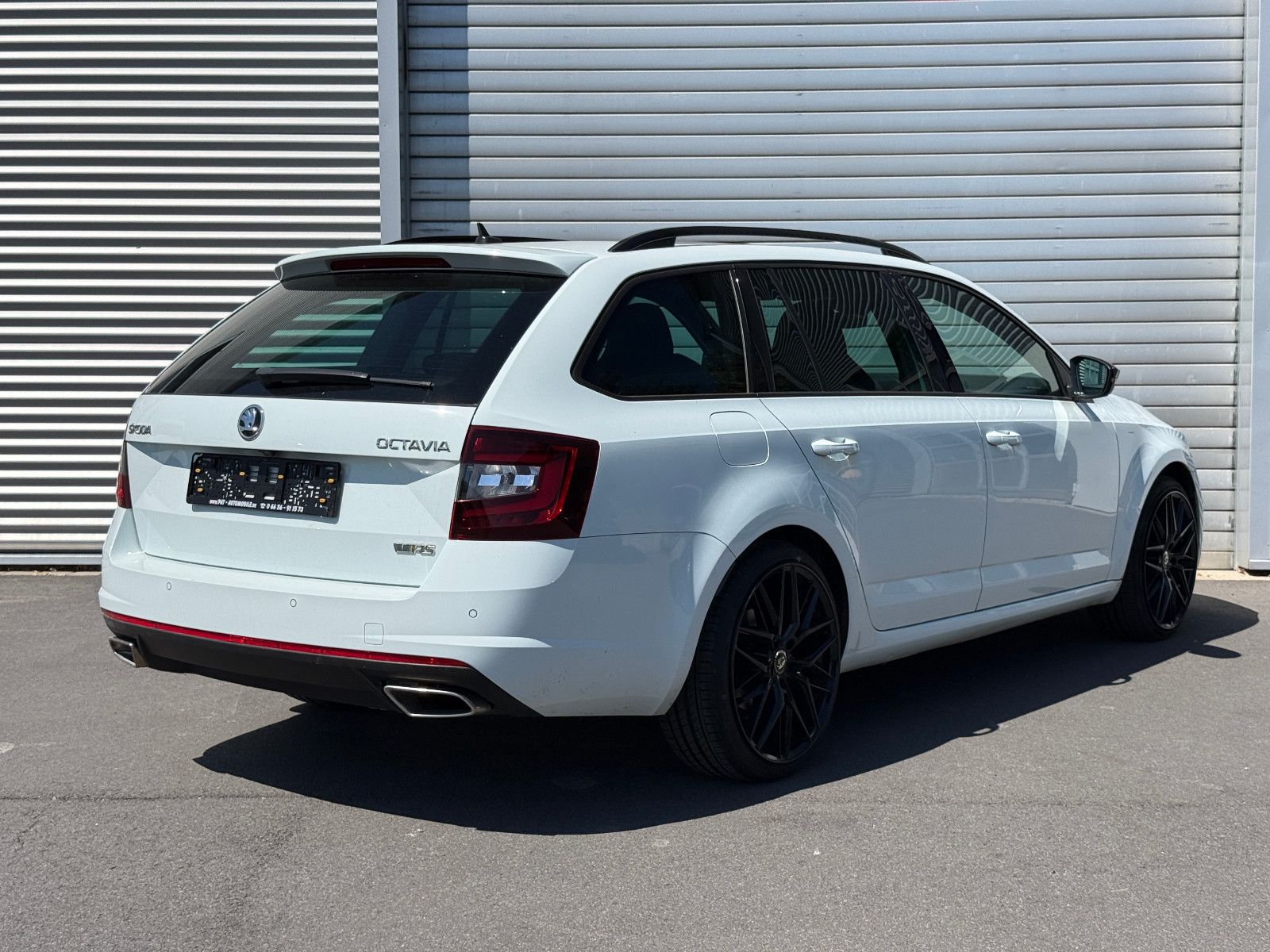 Skoda Octavia Combi RS DSG ACC LED Navi Pano Kam SHZ foto 5