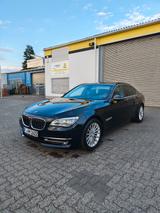 BMW 740d LCI / F01 Facelift - BMW 740 in Frankfurt (Main)