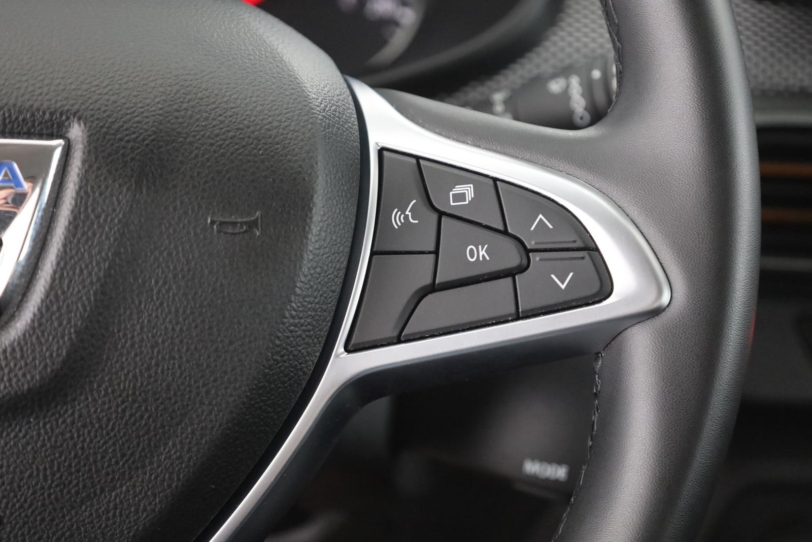 Dacia Sandero Stepway 1.0 TCe Aut. LED Navi Kamera PDC
