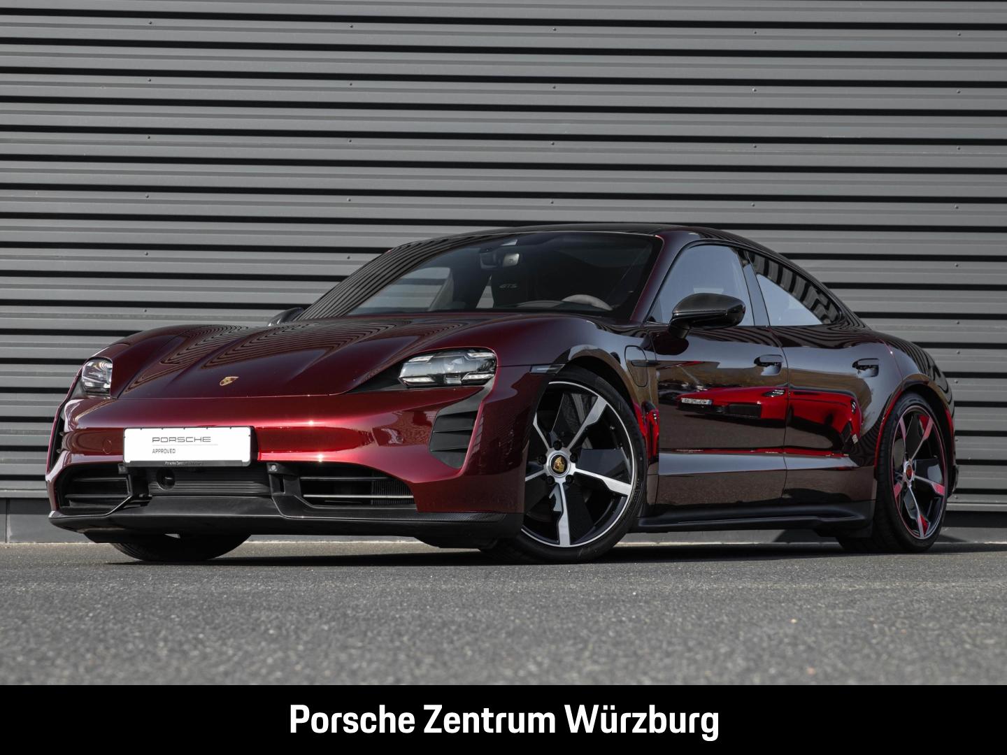 Porsche Taycan GTS Burmester HA-Lenkung InnoDrive Head-U