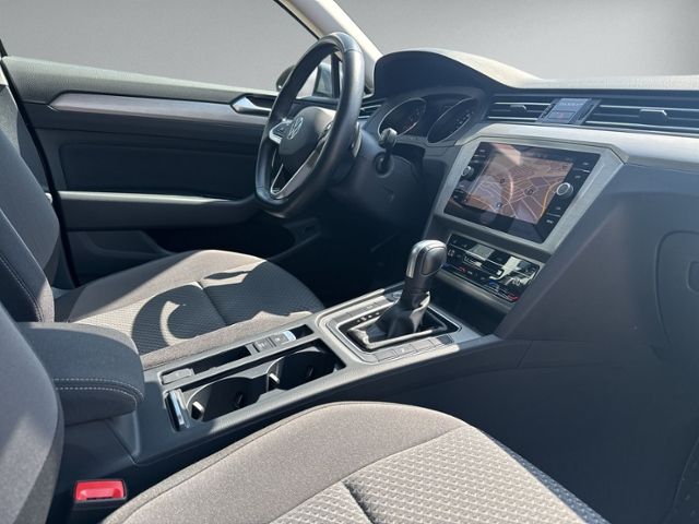 Passat Variant 1.5 TSI DSG LED+NAVI+KAMERA+SIHZ+