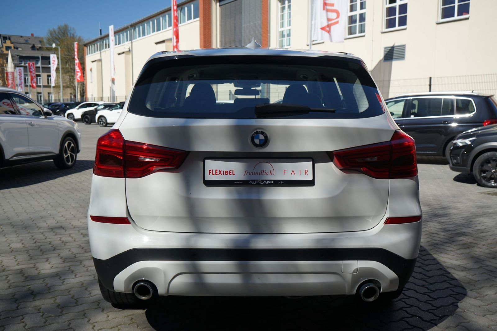 BMW X3 xDrive 20 i Advantage Xenon Navi Sitzheizung foto 5