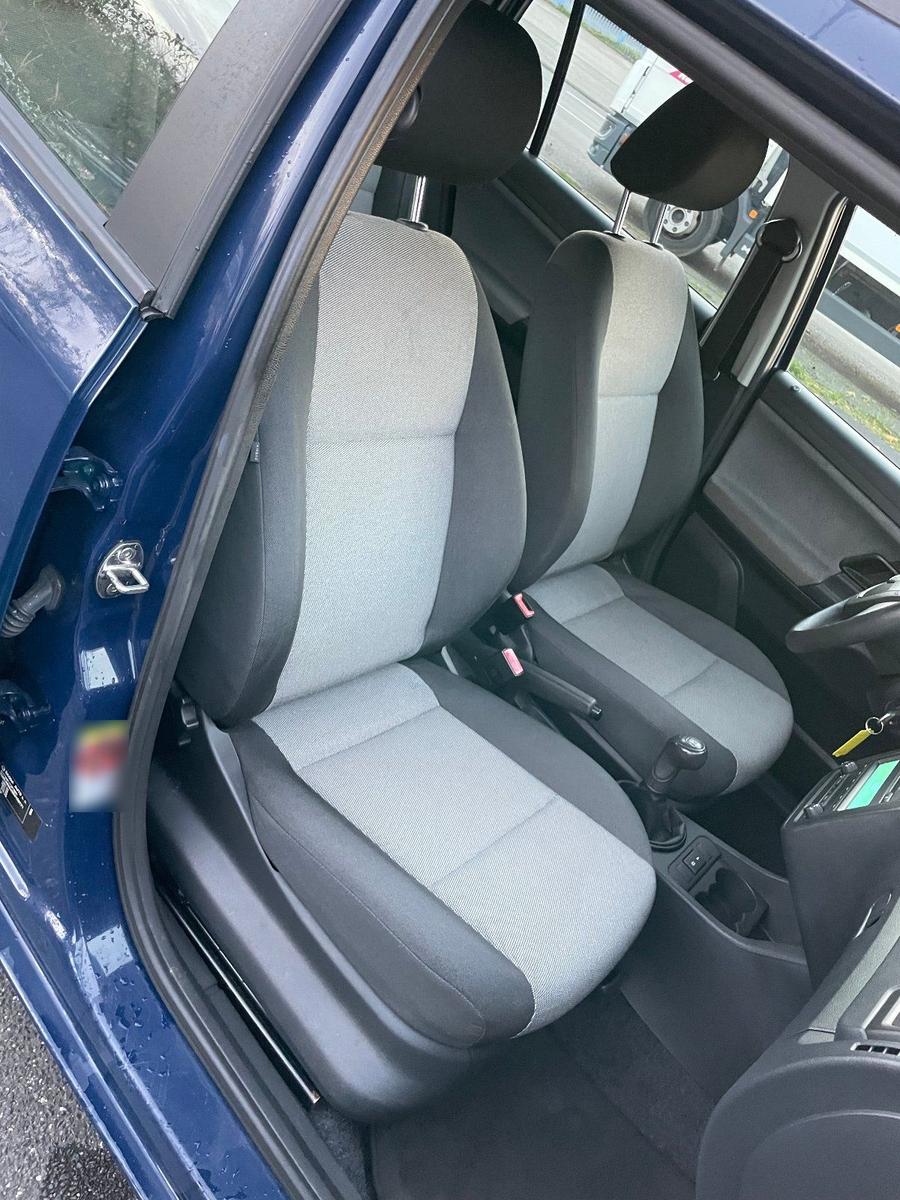 Skoda Fabia 2010 — photo 14
