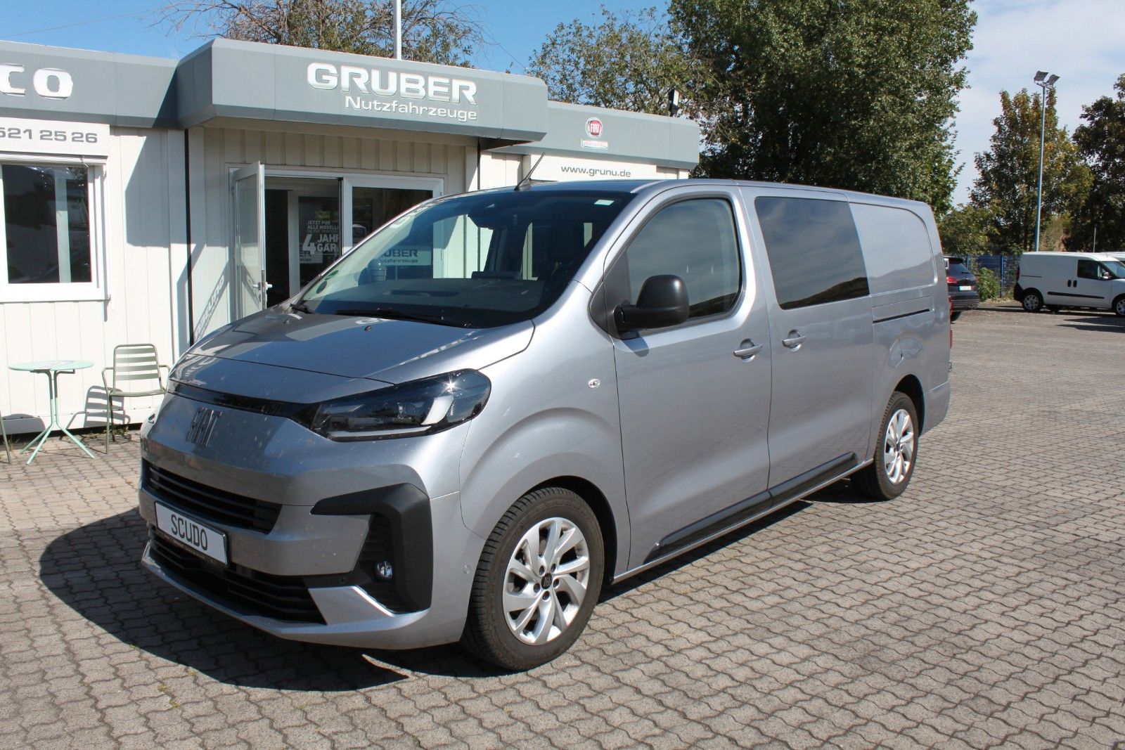 Fahrzeugabbildung Fiat Scudo L3 Multicab 180 PS Automatik