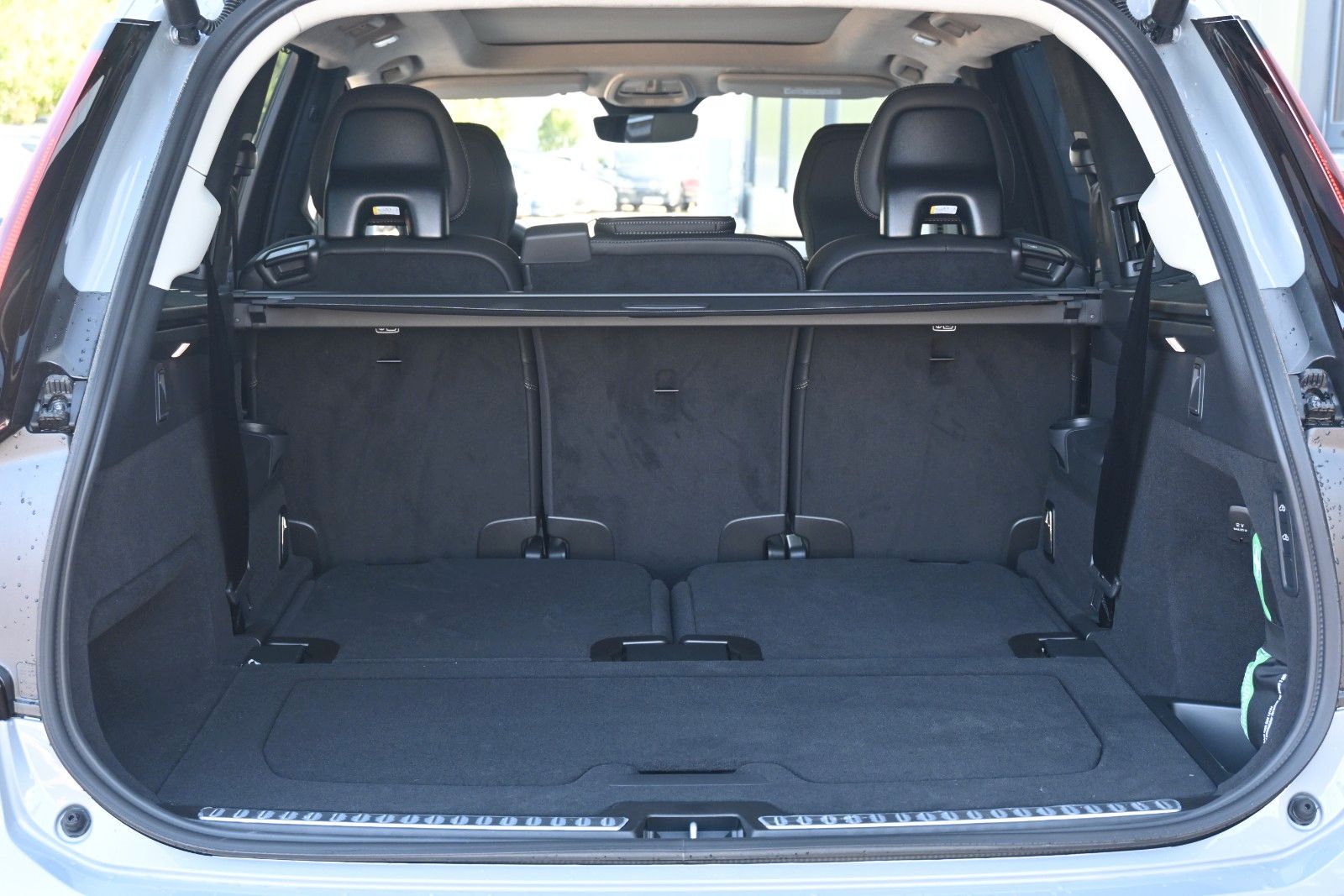 Fahrzeugabbildung Volvo XC90 Ultra Dark T8 AWD Recharge*LUFT*PANO*STHZ