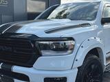 Dodge RAM 5.7 V8 HEMI NightEdition Offroad 4x4 eTorque - Dodge RAM: Automatik