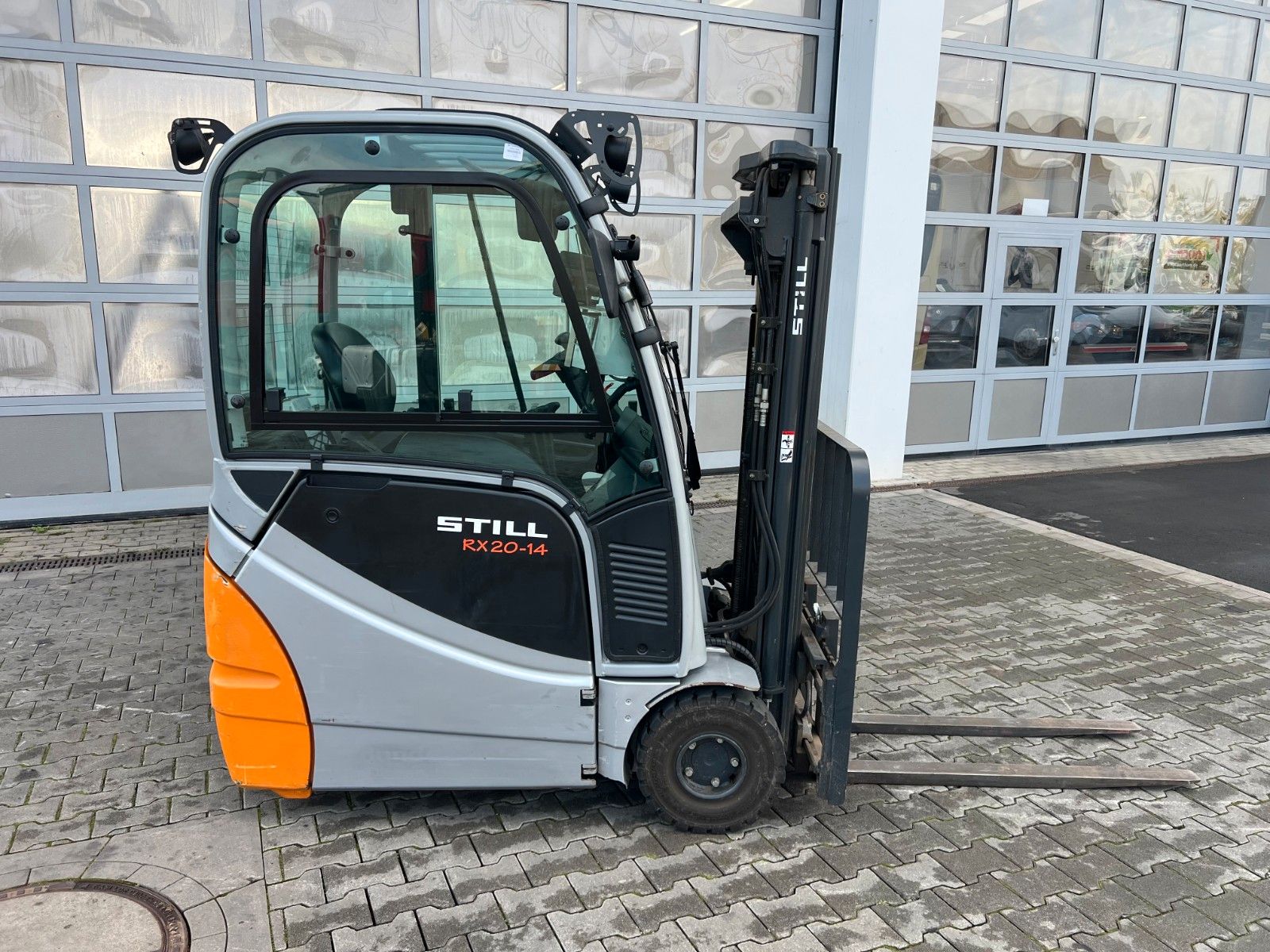 Fahrzeugabbildung Still RX 20-14 / Triplex: 4,3m / nur 1.445h! / SS