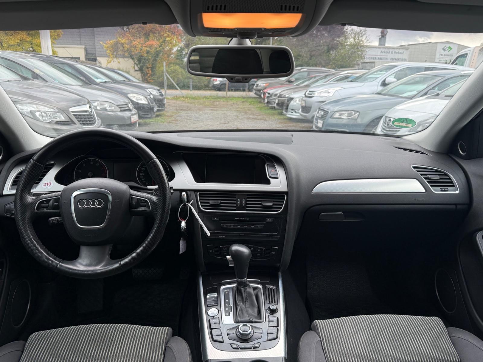 Audi A4 2008 — photo 11