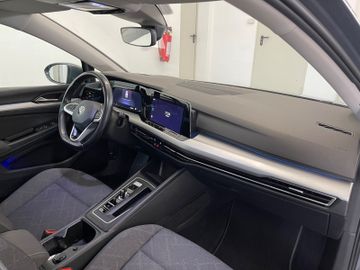 Volkswagen Golf - 10