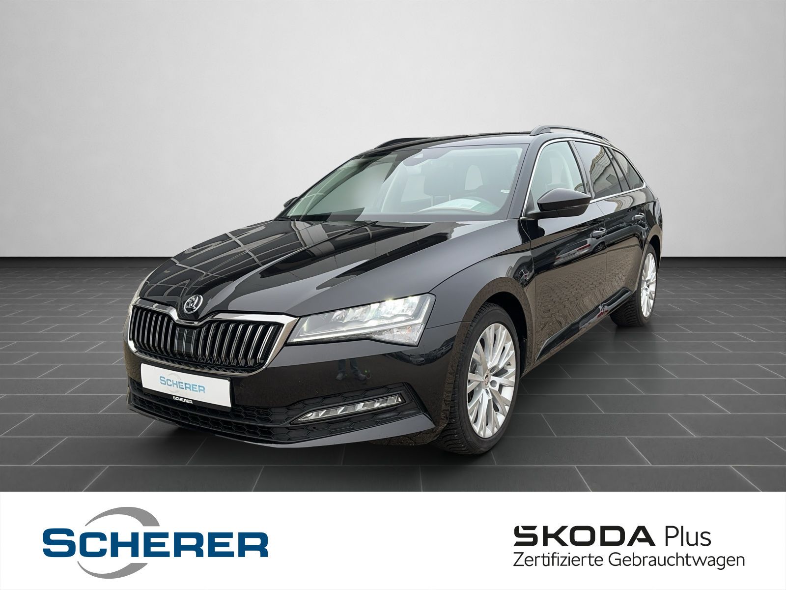 Skoda Superb Combi 1.5 TSI DSG RFK NAVI ACC PAR ASSIST