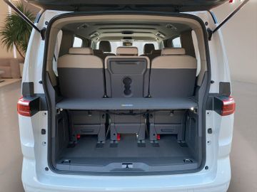 Volkswagen T7 Multivan 2.0TDI DSG Edition CarPlay RFK SHZ