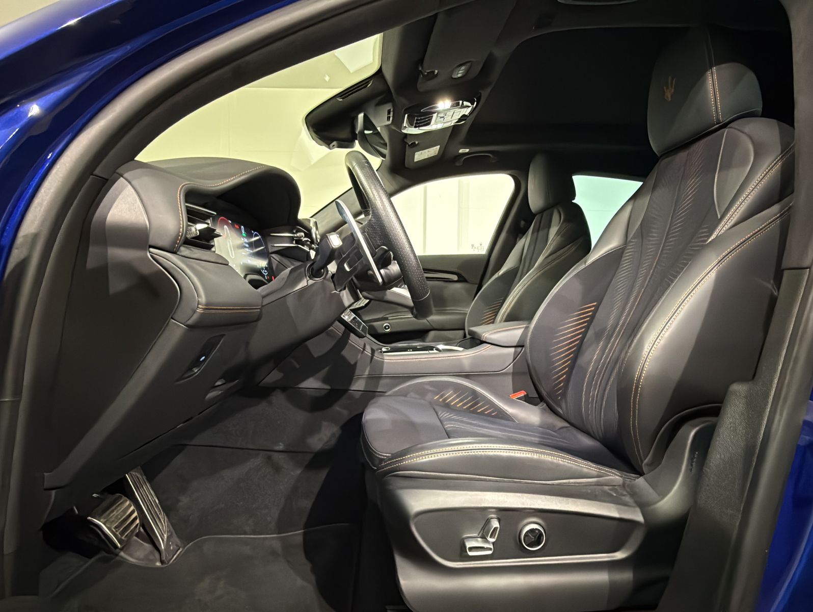 Maserati Grecale Folgore HUD Sonos PANO 4xSHZ Belüftung foto 5