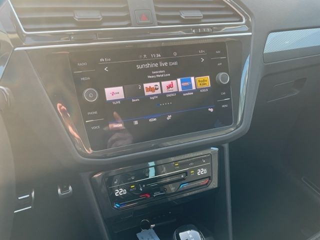 Tiguan 2.0 TDI DSG ACTIVE NAVI AHK LED Kamera Te