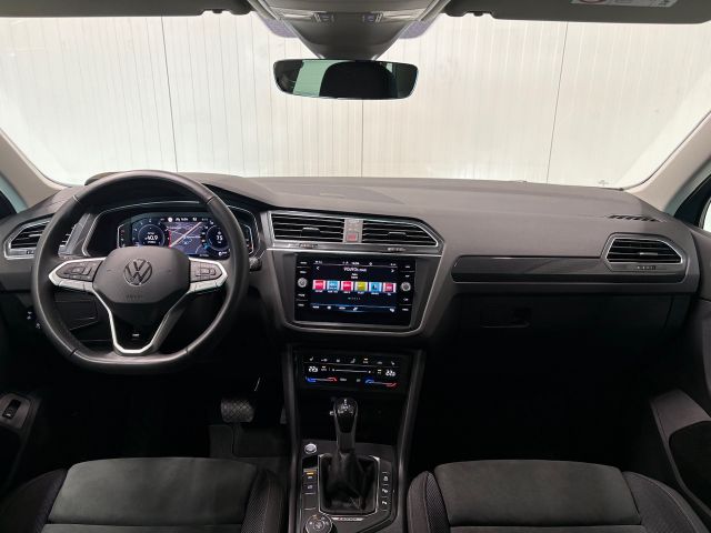 Tiguan Elegance 4M 2.0 TSI DSG MATRIX-LED RFK