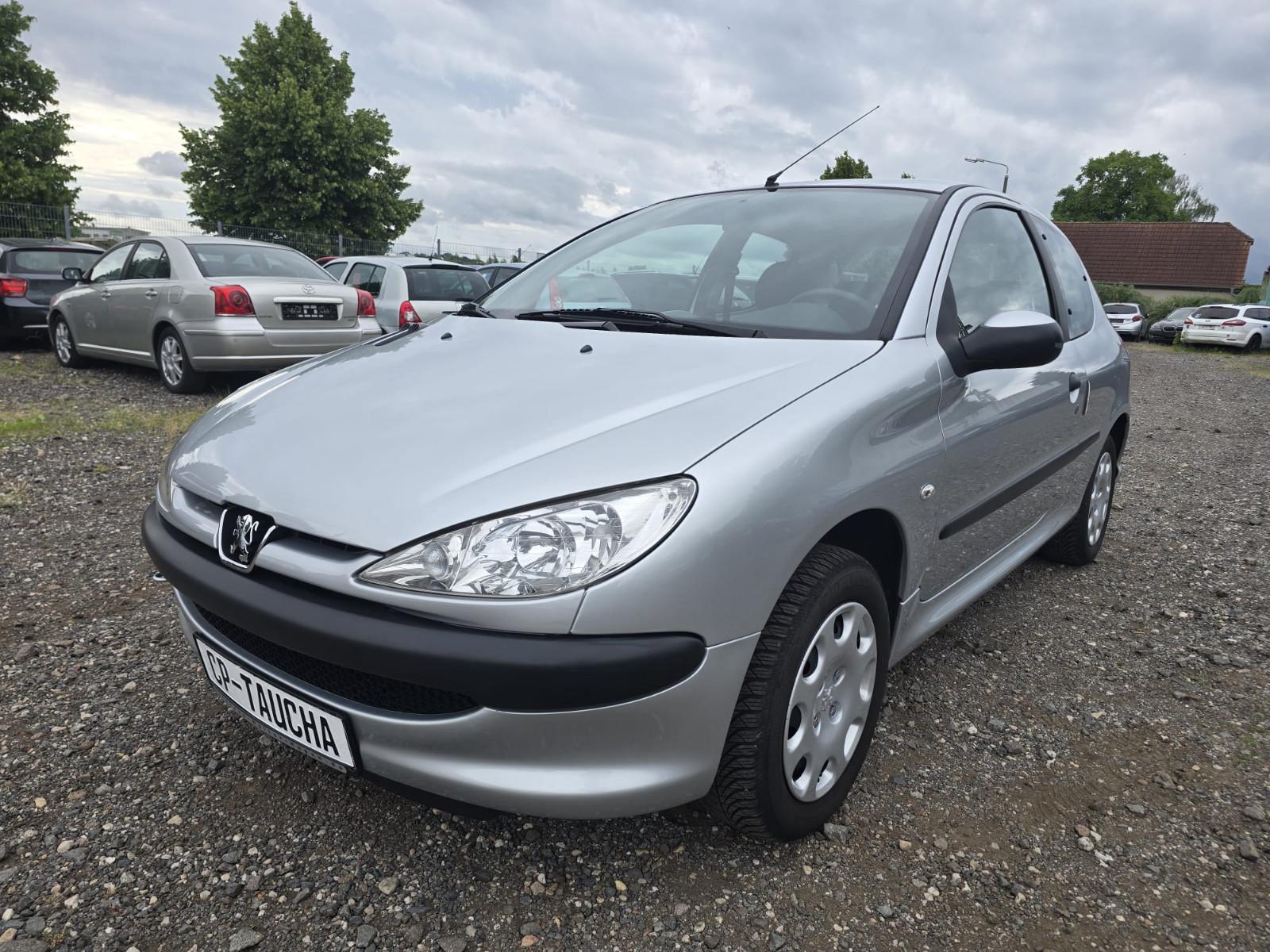 Peugeot 206 Petit Filou, NUR 24 TKM, SCHECKHEFTGEPFLEGT!