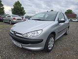 Peugeot 206 Petit Filou, NUR 24 TKM, SCHECKHEFTGEPFLEGT! - Peugeot 206 in Leipzig
