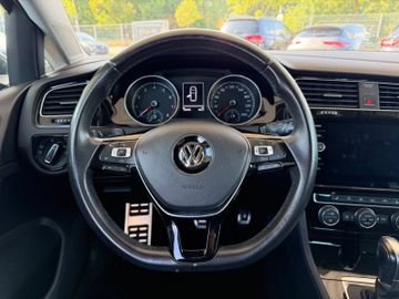 Volkswagen Golf - 12